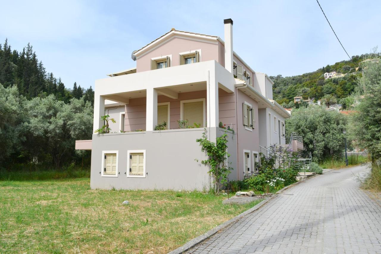 Il Segreto Di Varda Apartment Apolpaina Exterior photo